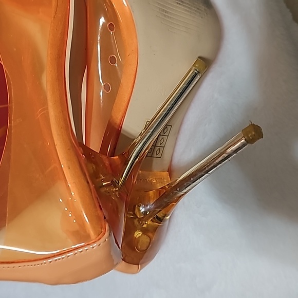 Mackin J Shoes - MACKIN J ORANGE COLOR